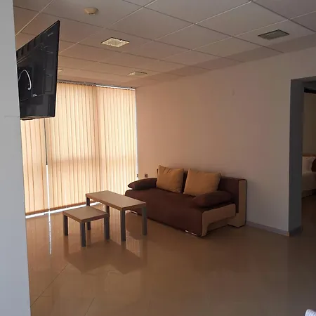 студия и за гости -жк пентагон Hotel