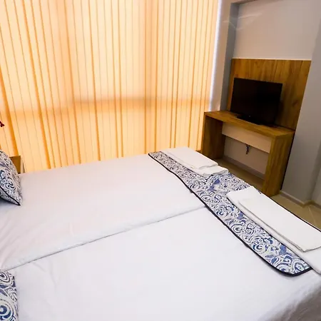 Hotel студия и за гости -жк пентагон *
