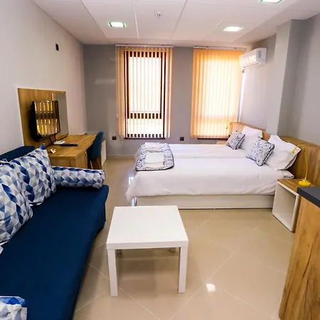 Hotel студия и за гости -жк пентагон