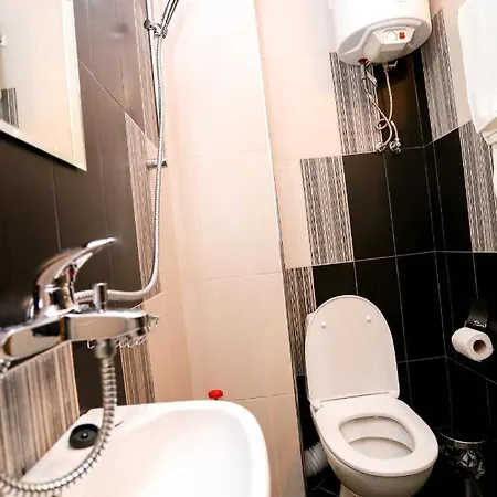 студия и за гости -жк пентагон *