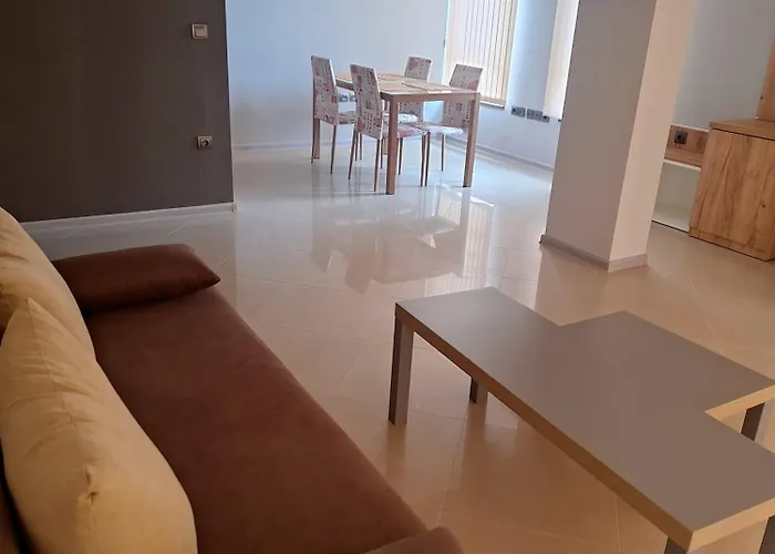 студия и за гости -жк пентагон * Kyrdżali