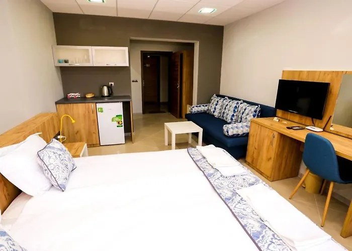 Hotel студия и за гости -жк пентагон Kyrdżali